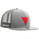 DAINESE 9FIFTY TRUCKER SNAPBACK CAP /970-GREY/RED